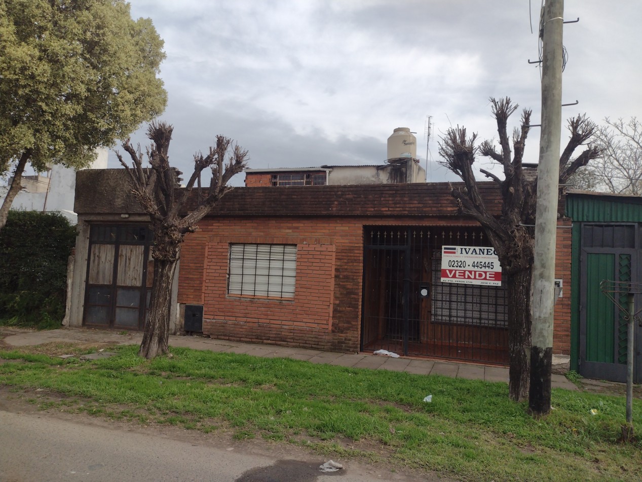 CASA AMERICANA A METROS DE AV. PTE. PERON