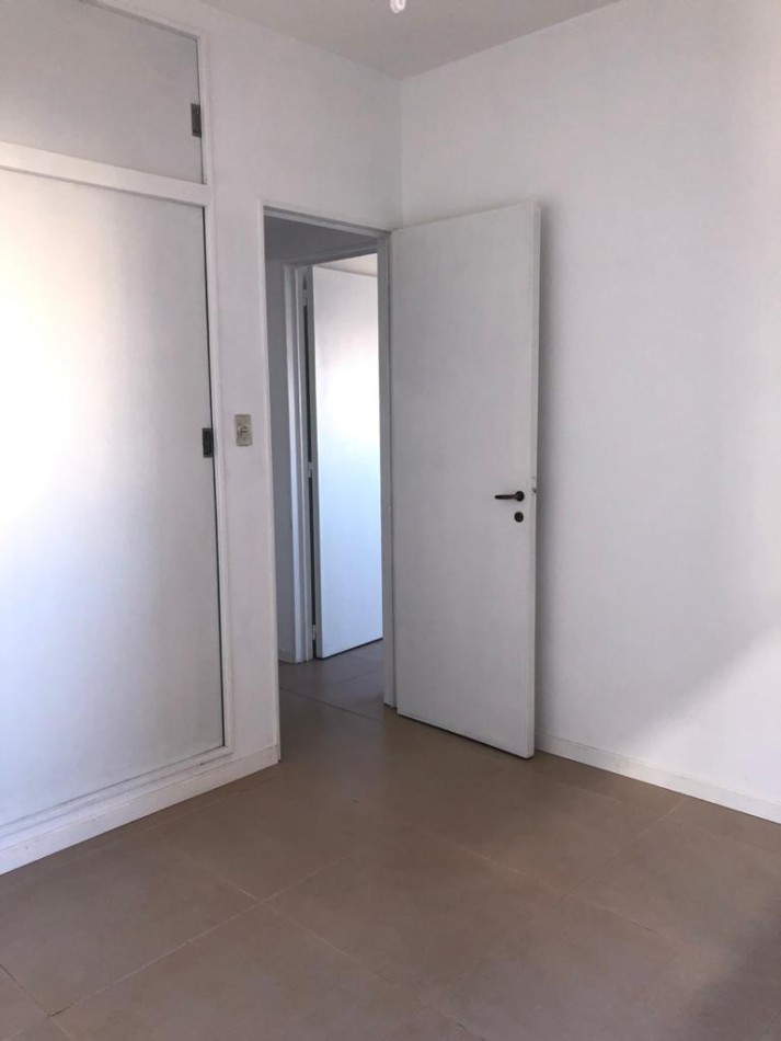 DEPARTAMENTO EN EL CENTRO DE SAN MIGUEL SOBRE AV. PTE. PERON