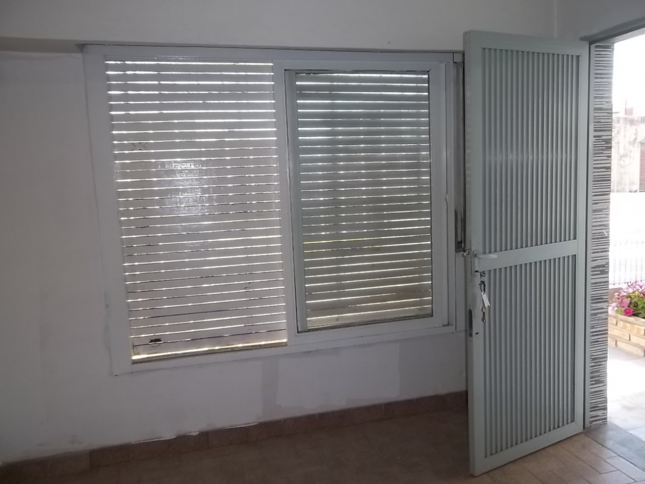 DEPARTAMENTO A METROS DE AVENIDA CROACIA