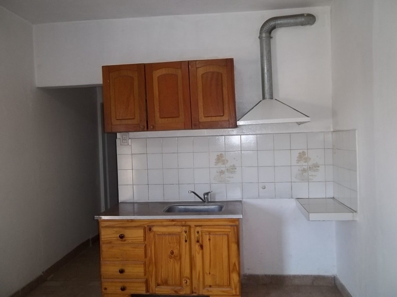 DEPARTAMENTO A METROS DE AVENIDA CROACIA