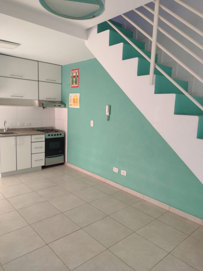 DUPLEX EN JOSE C. PAZ - 
