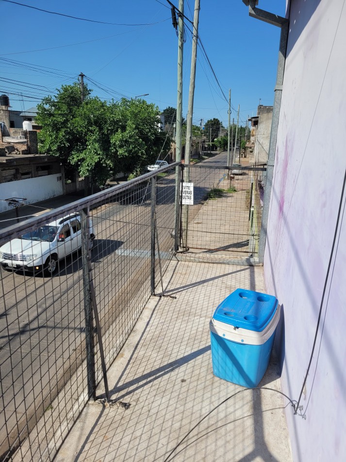 DEPARTAMENTO EN PLANTA ALTA CON 2 DORMITORIOS