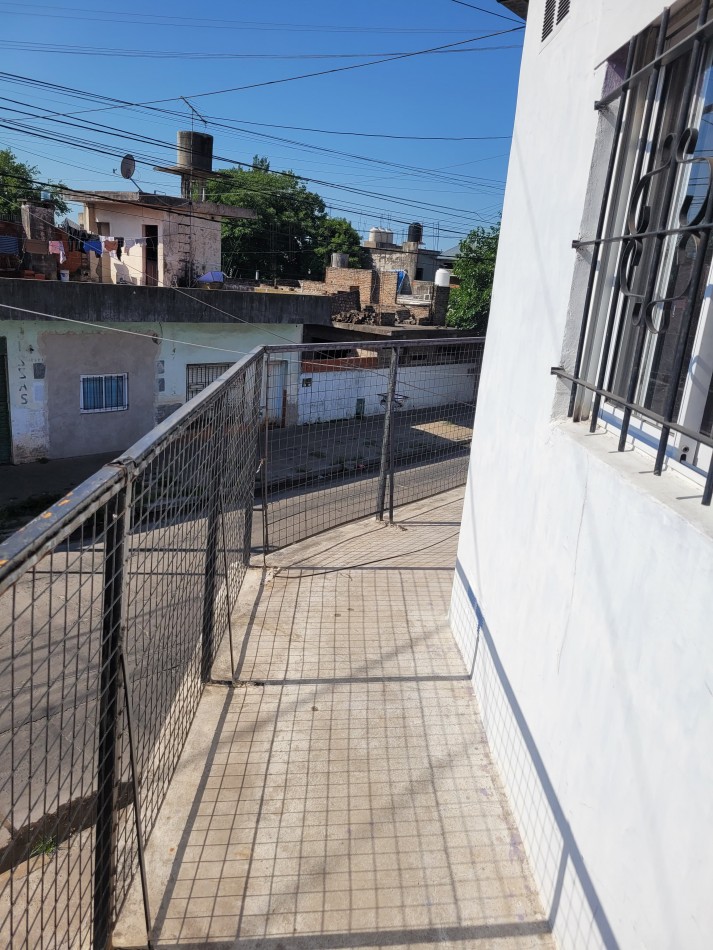 DEPARTAMENTO EN PLANTA ALTA CON 2 DORMITORIOS