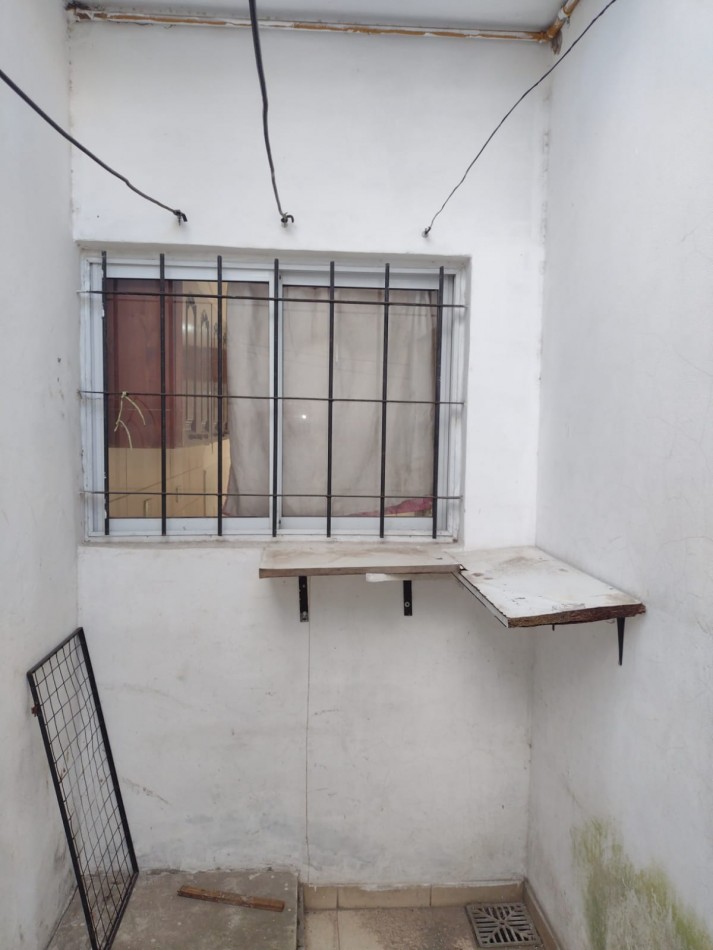 ALQUILER DUPLEX A MTS. DE PTE. PERON