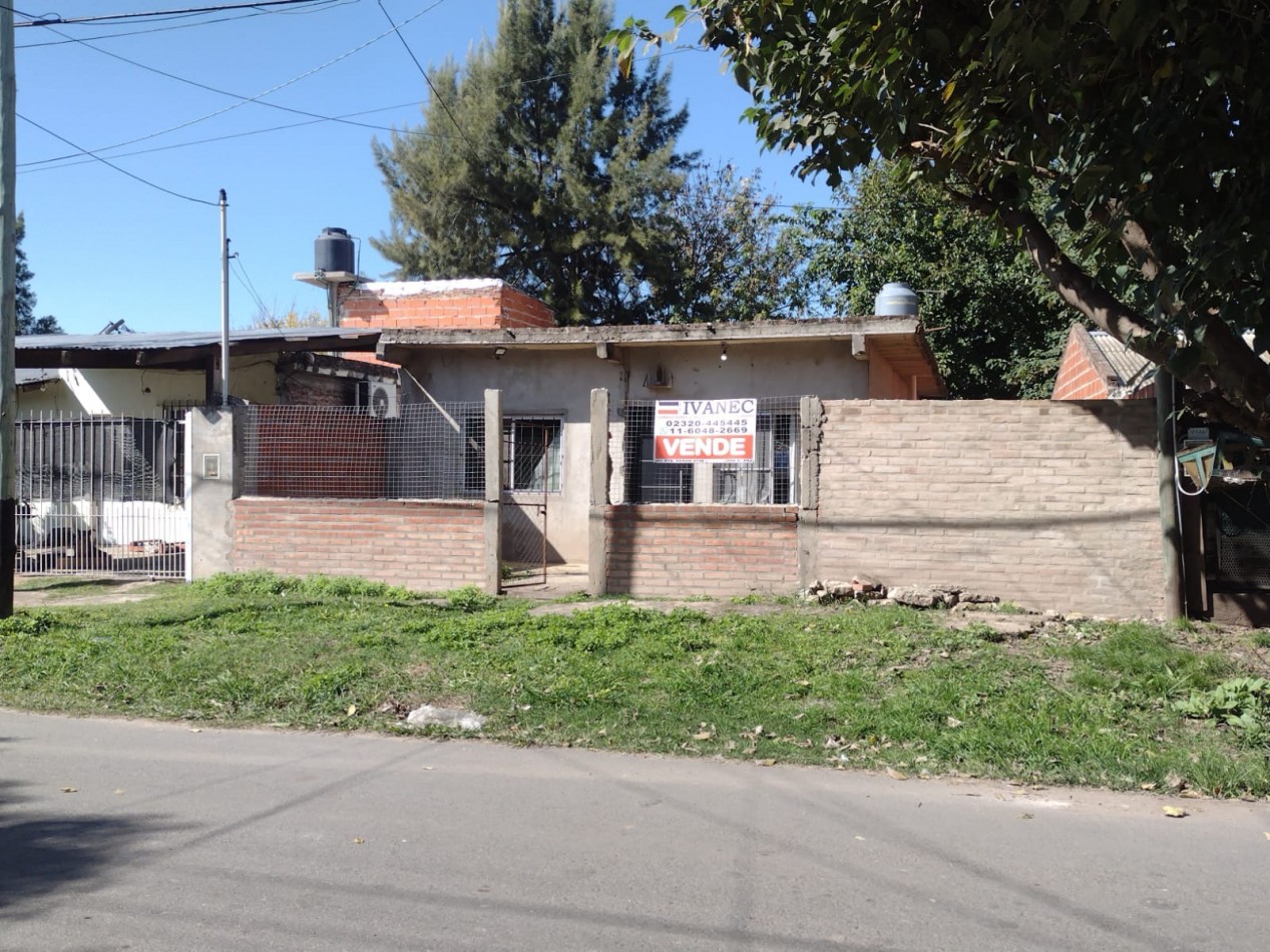 CASA EN BARRIO ALBERDI