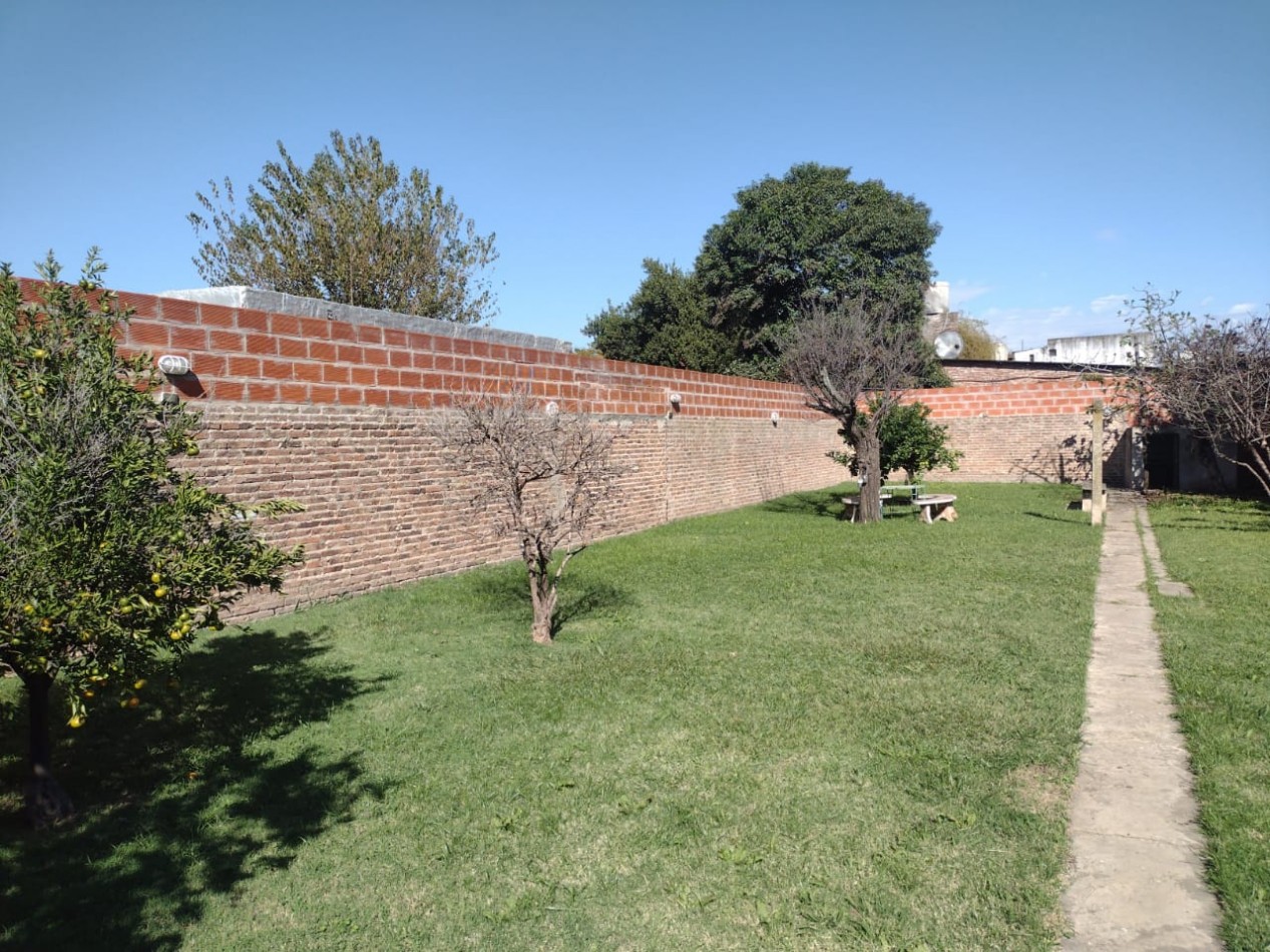 CASA EN BARRIO SANTA PAULA