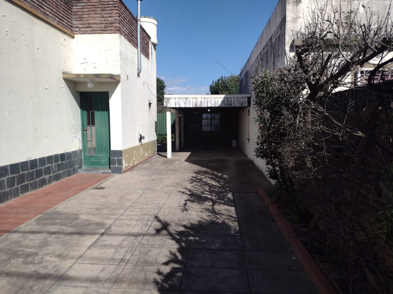 CASA EN BARRIO SANTA PAULA