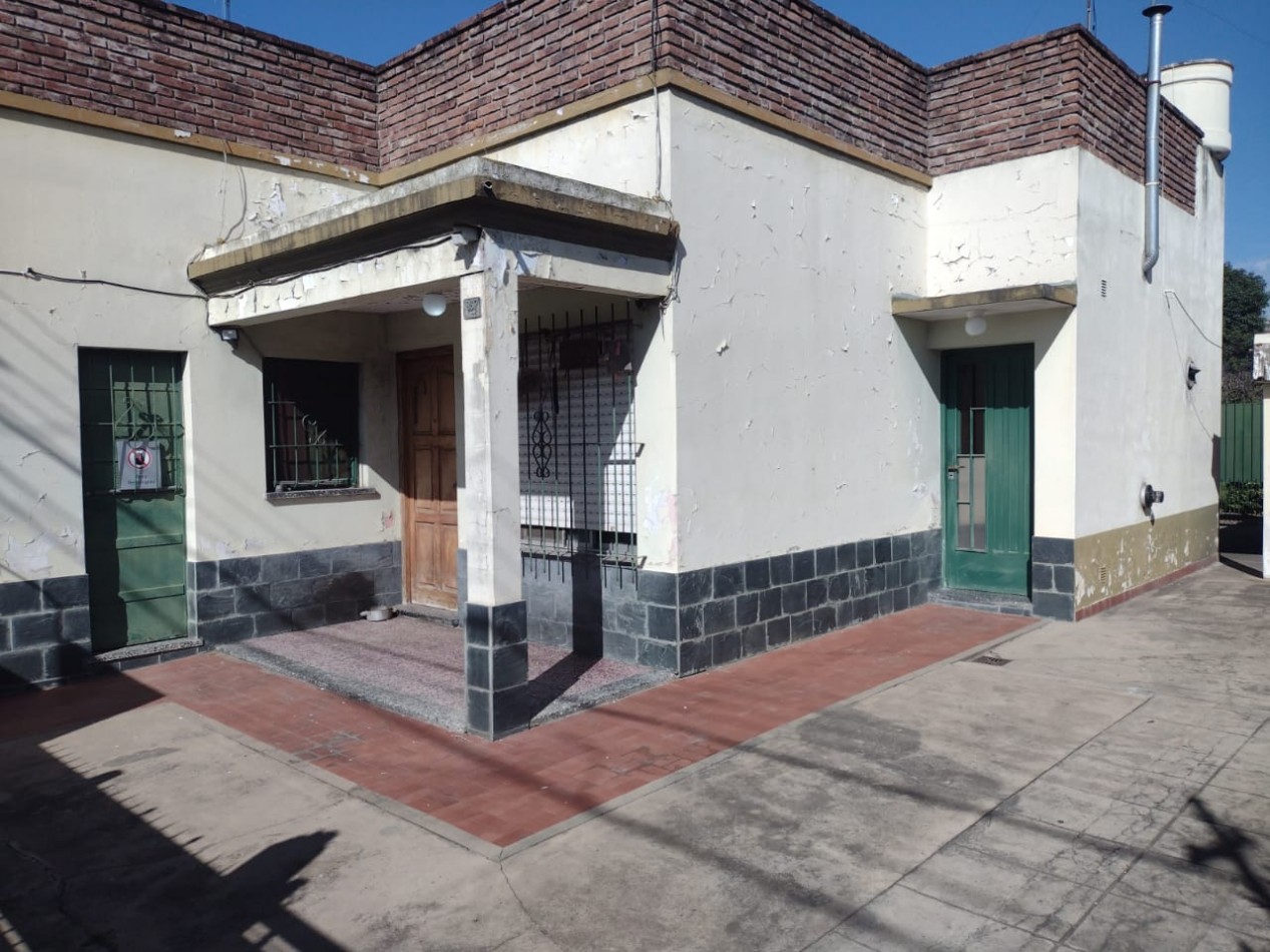 CASA EN BARRIO SANTA PAULA