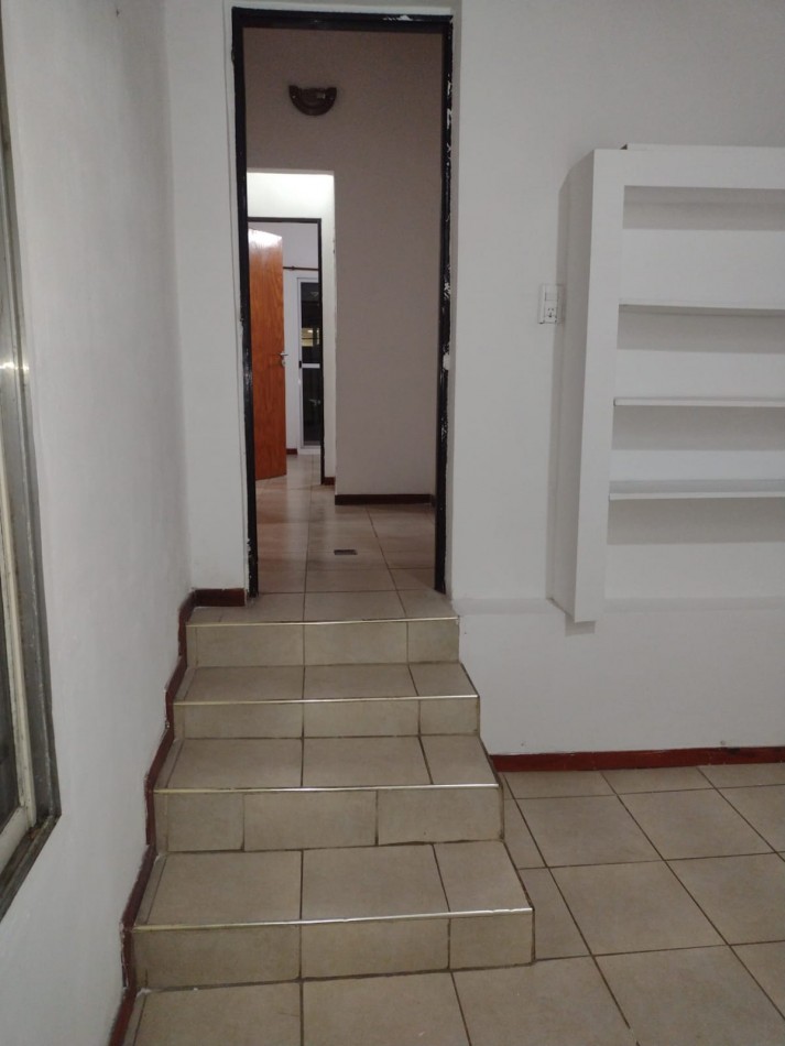 ALQUILER EN PLANTA ALTA -  APTO PROFESIONAL FTE. A LA UNPAZ