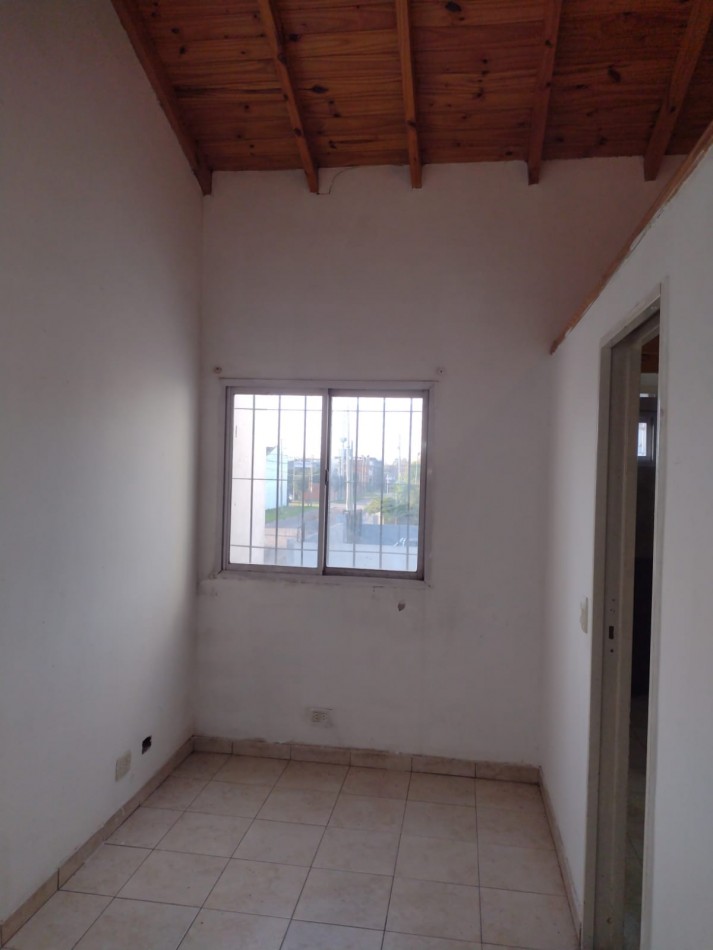 ALQUILER DUPLEX A MTS. DE PTE. PERON