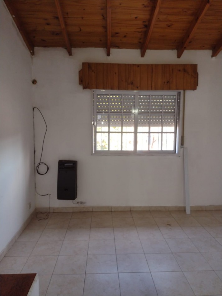ALQUILER DUPLEX A MTS. DE PTE. PERON