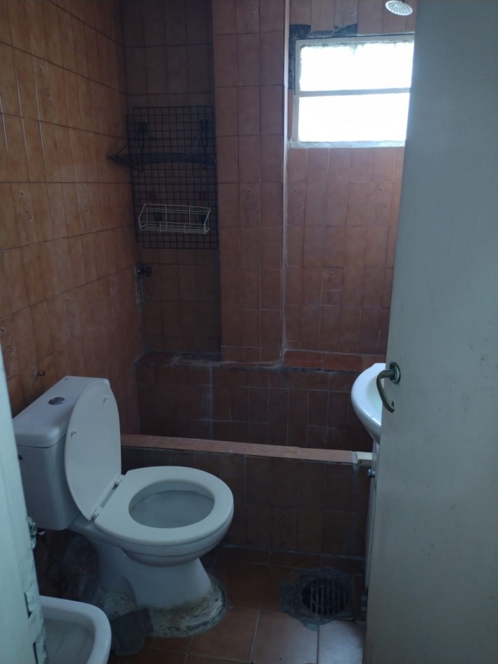 CASA EN JOSE C. PAZ DE 2 DORMITORIOS A 250 METROS DE RUTA 8