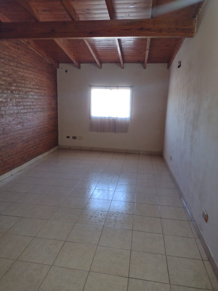 DEPARTAMENTO EN PLANTA ALTA SOBRE RUTA 24 - CUARTEL V - MORENO