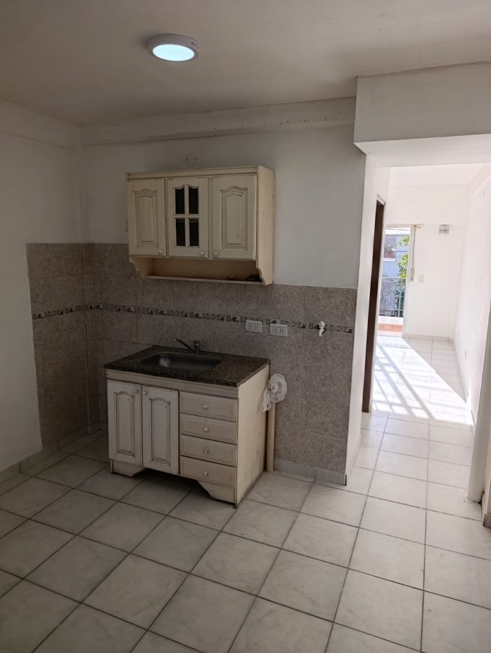 EXCELENTE DEPARTAMENTO EN JOSE. C. PAZ a metros de ruta 197 ! 