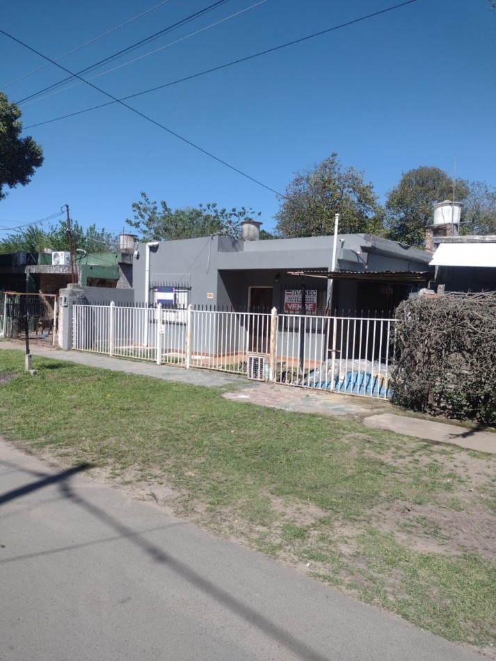 OPORTUNIDAD. CASA EN BARRIO ALBERDI - JOSE C. PAZ