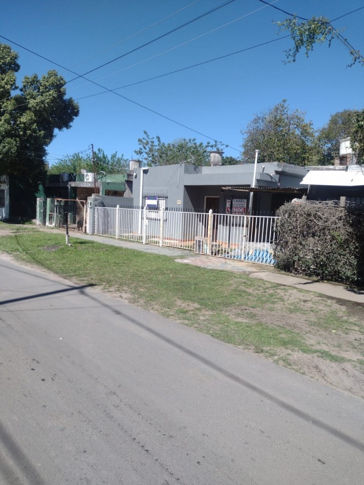 OPORTUNIDAD. CASA EN BARRIO ALBERDI - JOSE C. PAZ