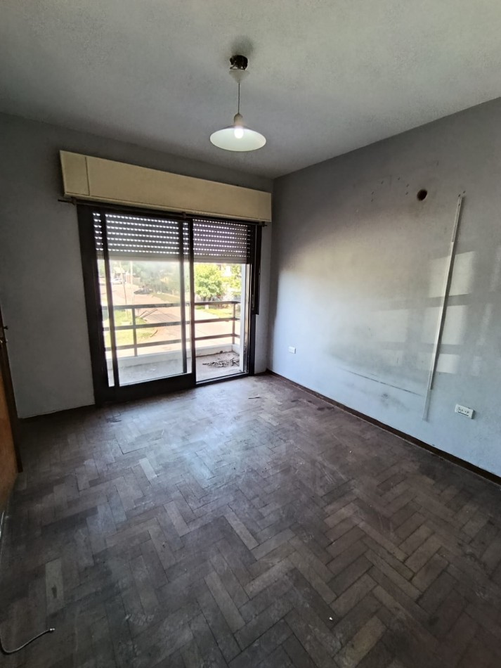 DUPLEX A 100 METROS DE AV. GASPAR CAMPOS Y PUEYRREDON