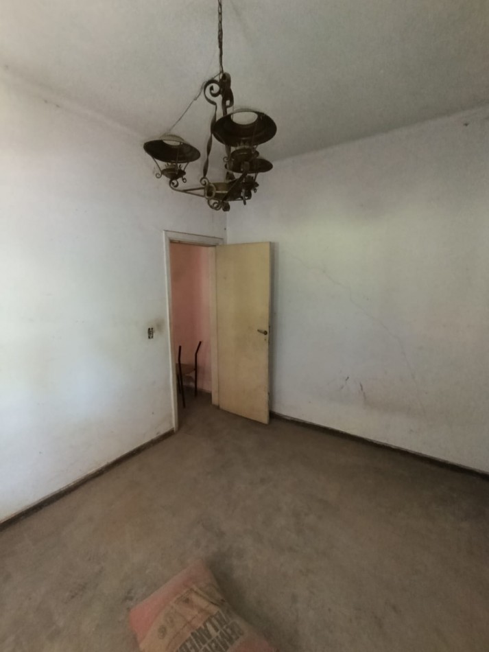 CASA A RESTAURAR EN JOSE C. PAZ CON ANTICIPO Y CUOTAS