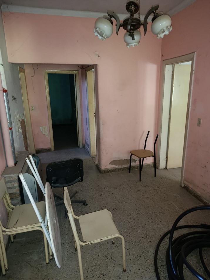 CASA A RESTAURAR EN JOSE C. PAZ CON ANTICIPO Y CUOTAS