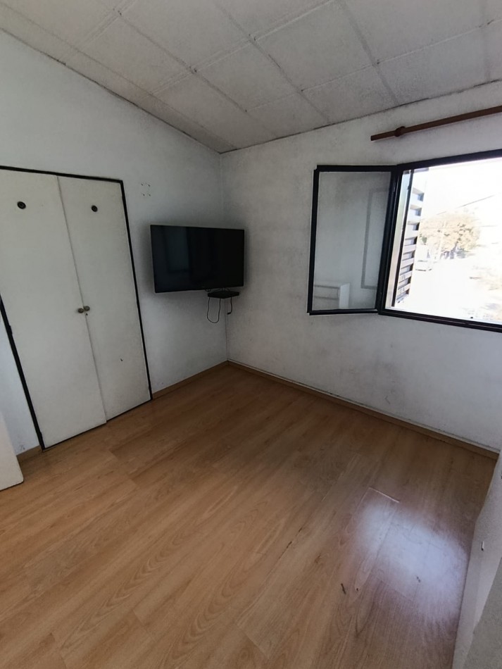 CASA 4 DORMITORIOS EN JOSE C. PAZ