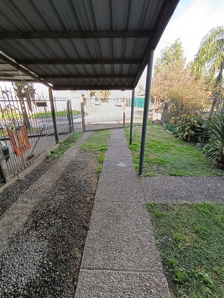CASA 4 DORMITORIOS EN JOSE C. PAZ