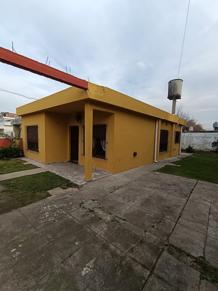 APTO CREDITO HIPOTECARIO - CASA DE 2 DORMITORIOS