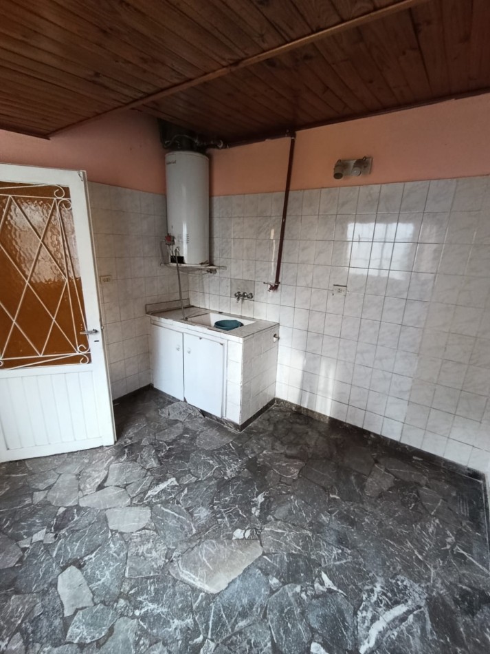 APTO CREDITO HIPOTECARIO - CASA DE 2 DORMITORIOS