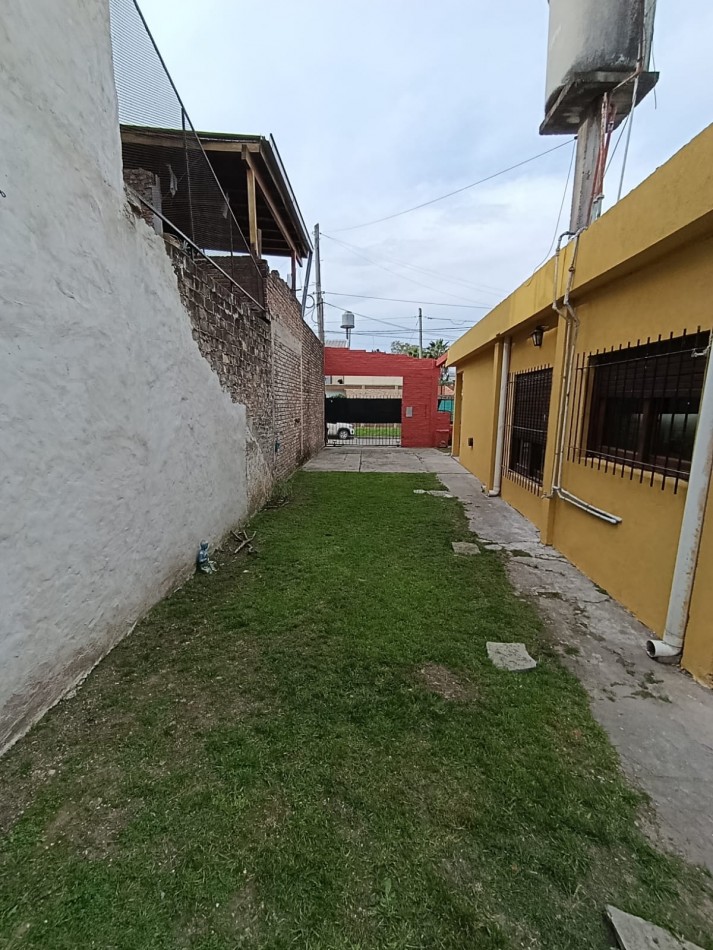 APTO CREDITO HIPOTECARIO - CASA DE 2 DORMITORIOS