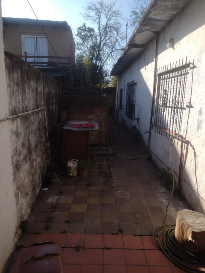 CASA DE 2 DORMITORIOS EN JOSE C PAZ