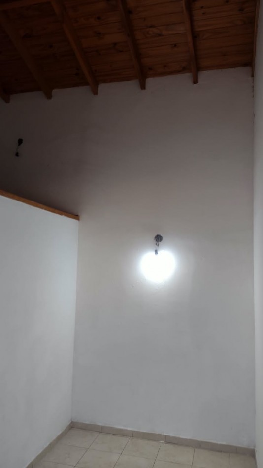 EXCELENTE DUPLEX A 150 METROS DE AV. PTE. PERON!