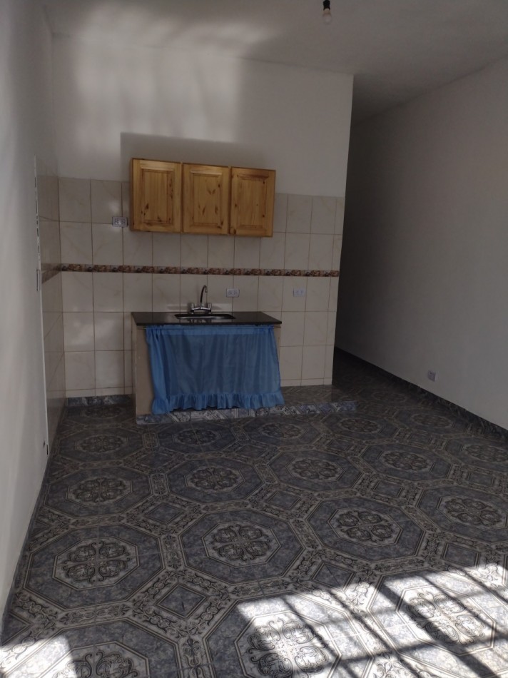 DEPARTAMENTO EN PLANTA ALTA EN JOSE C. PAZ - B° ALBERDI