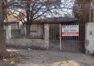 CASA A 50 MTS. DE RUTA 8 CON 2 DORMITORIOS