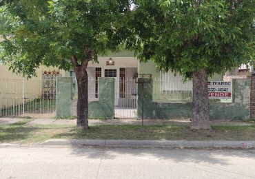 CASA MAS DPTO. AL FONDO EN BARRIO STA. PAULA