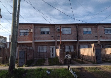 ALQUILER DUPLEX A MTS. DE PTE. PERON